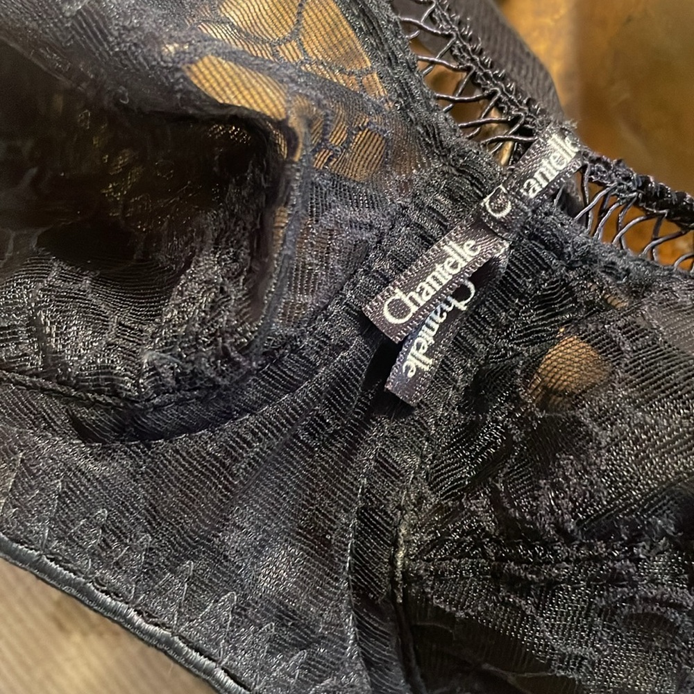 CHANTELLE BLACK BRA. Size 36 - Picture 7 of 14